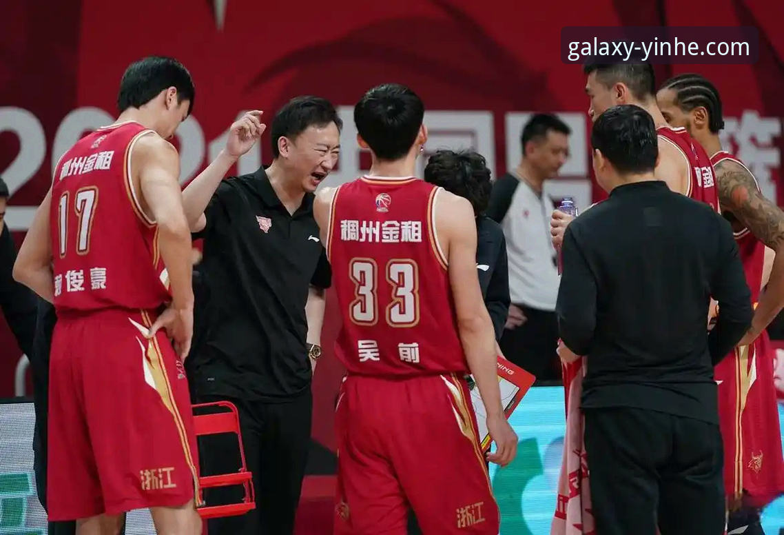 CBA季后赛G2加时逆转深度分析：兰道夫33分率浙江横扫宁波，银河娱乐平台观赛体验全解析